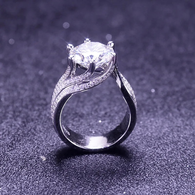 5 CARAT SUPER SPARKLING MOISSANITE RING