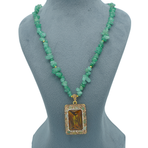 Zultanite (color changing maala)